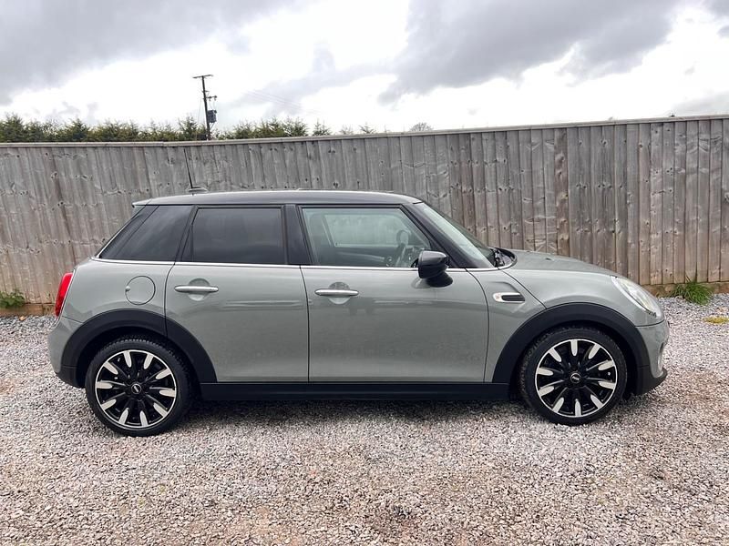 Used Mini Cooper Exclusive 136 HP (100 kW) 2019 Grey Hatchback