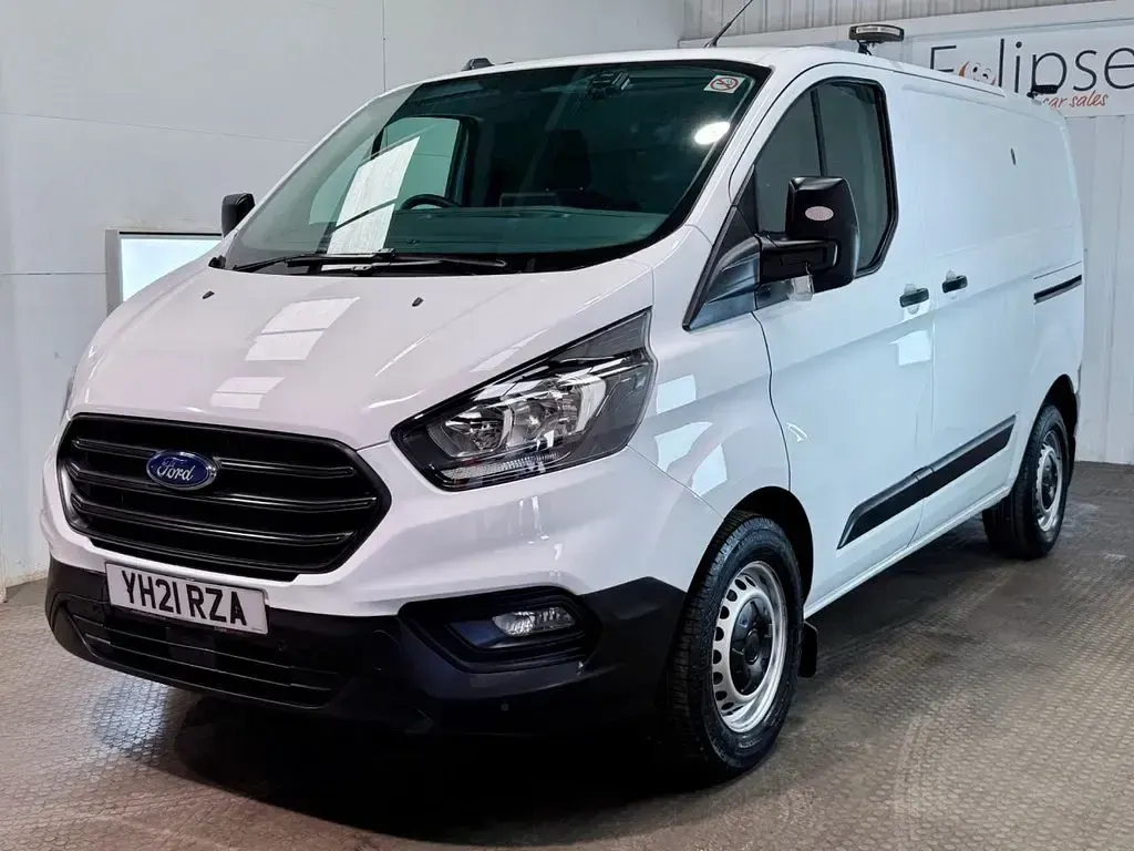Used Ford Transit Custom S 105 HP (77 kW) 2021 White Van