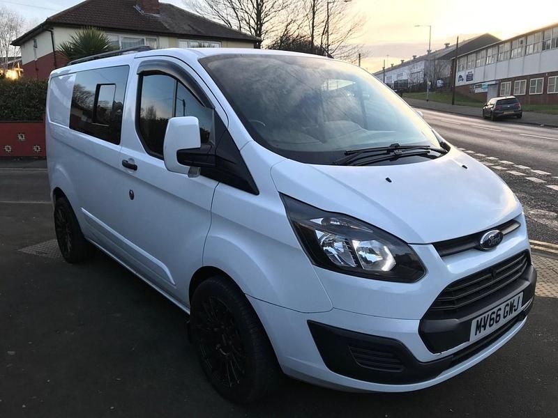 White Used 2016 Ford Transit Custom Van | £6,400 - Image 1/4