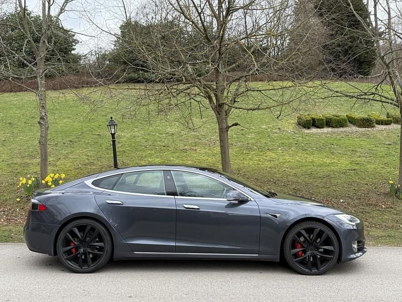 Używany Tesla Model S Performance 580 kW (789 KM) 2019 Szary Hatchback