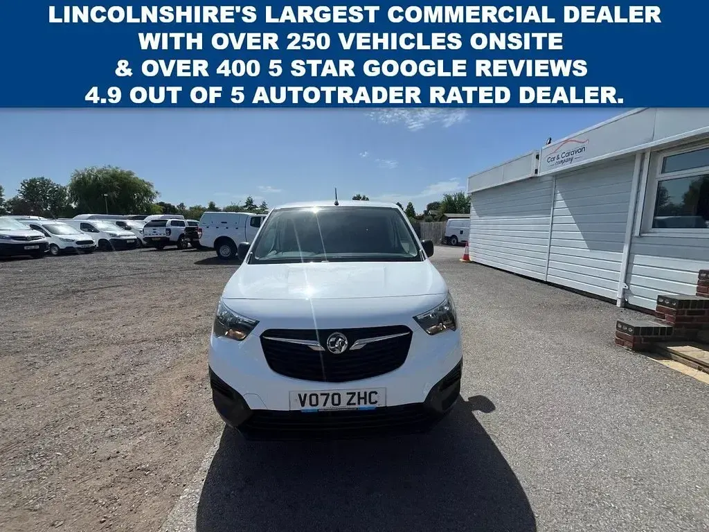 Used Vauxhall Combo Edition 75 HP (55 kW) 2021 White MPV