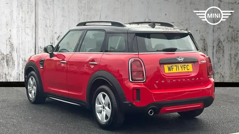 Used Mini Cooper Countryman Classic 134 HP (98 kW) 2022 Red SUV