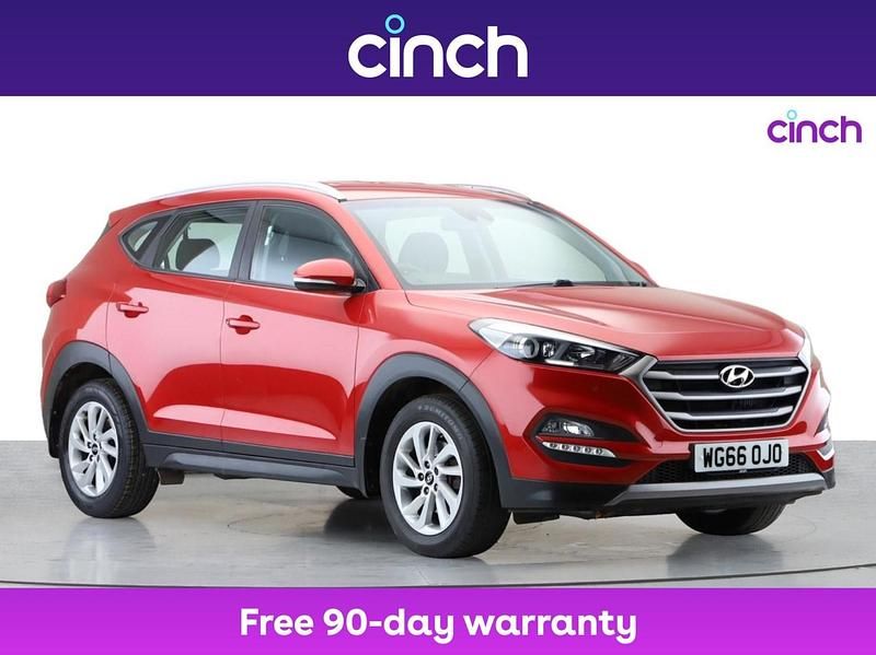 Red Used 2016 Hyundai Tucson SE SUV | £11,999 (Good price) - Image 1/3