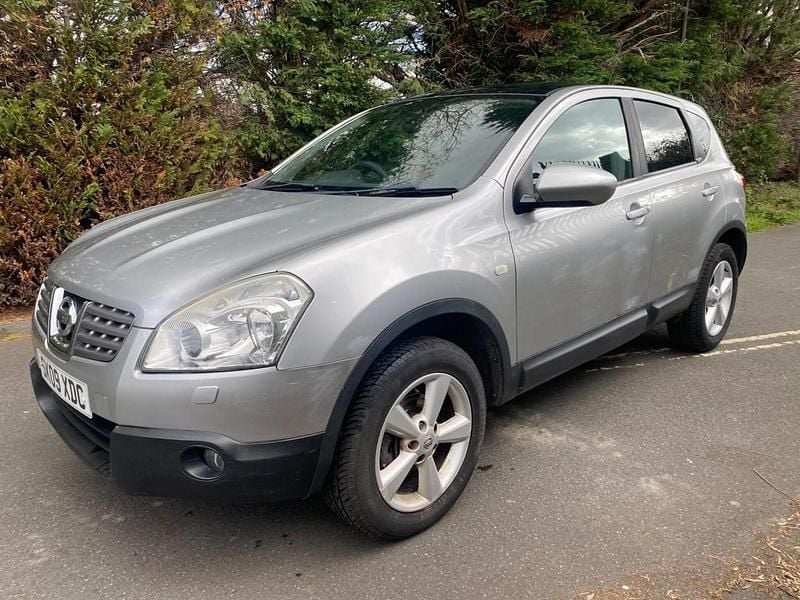 Used Nissan Qashqai Tekna 113 HP (83 kW) 2009 Silver SUV