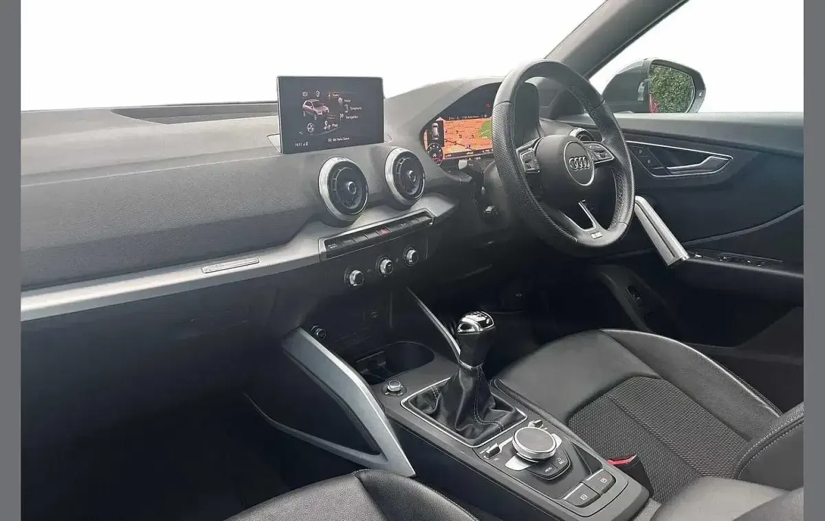 Used Audi Q2 S-Line 147 HP (108 kW) 2021 Grey SUV