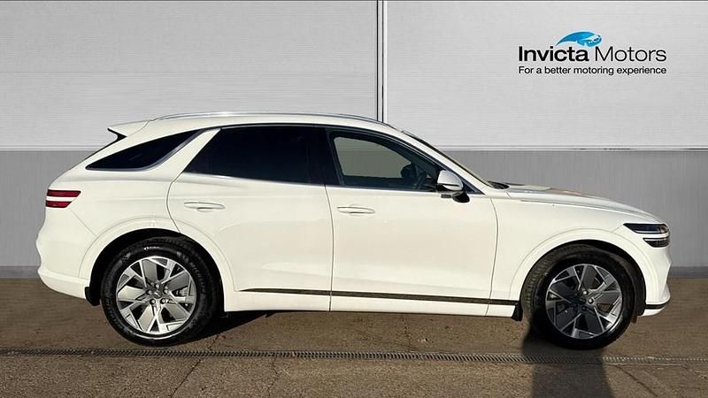Used Genesis GV70 Sport 360 kW (490 HP) 2023 White SUV