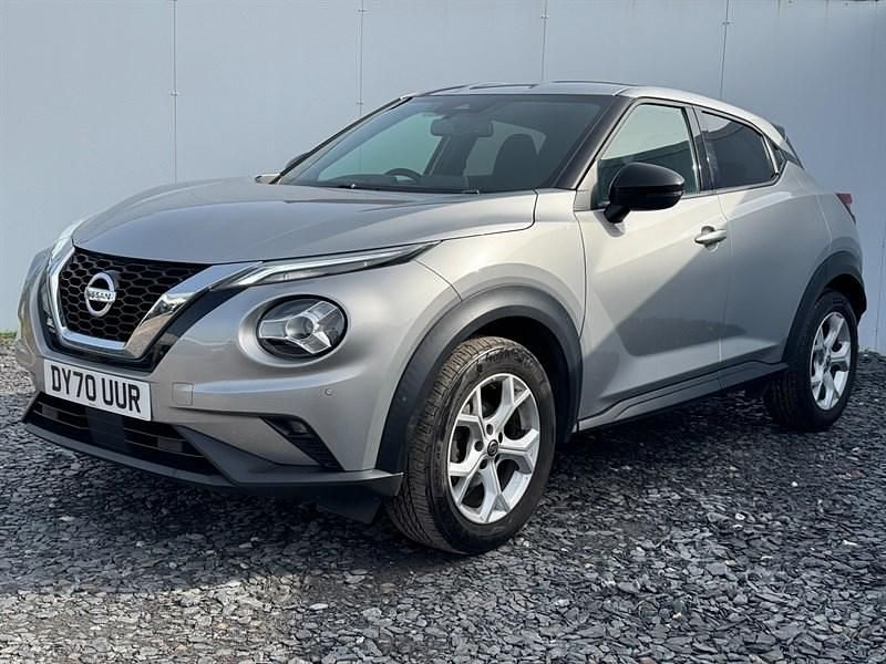 Used Nissan Juke N-Connecta 114 HP (83 kW) 2020 Silver SUV