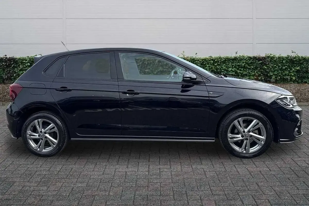 Used VW Polo R-line 95 HP (69 kW) 2024 Black Hatchback