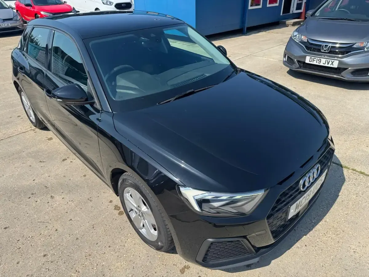 Used Audi A1 Sportback Comfort 116 HP (85 kW) 2019 Black Hatchback