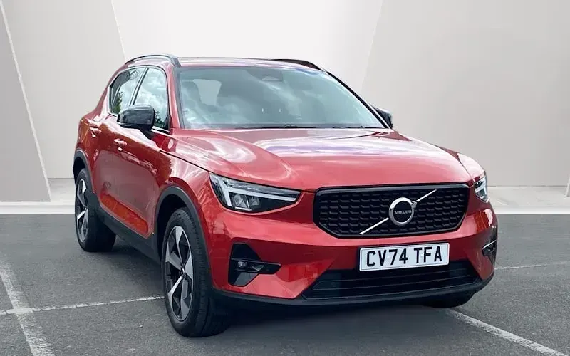 Used Volvo XC40 Plus 197 HP (144 kW) 2024 SUV