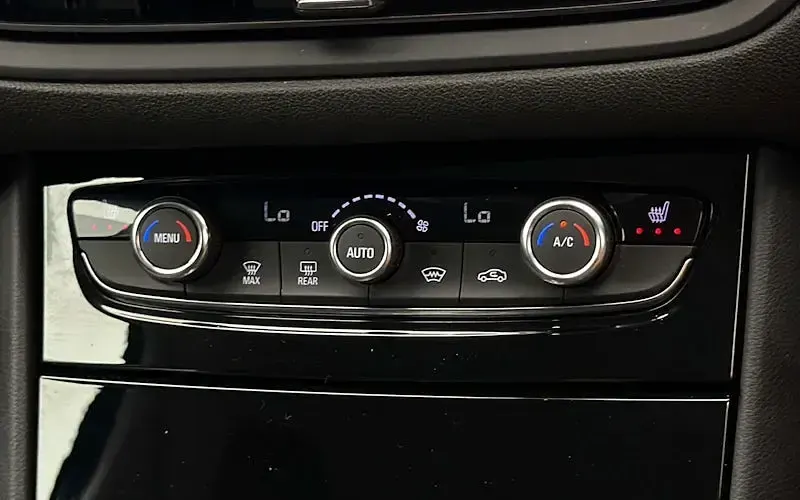Used Vauxhall Grandland X Ultimate 131 HP (96 kW) 2023 Blue SUV