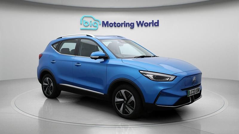 Used 2022 MG ZS Trophy Sedan | £13,345 (Fair price) - Image 1/4