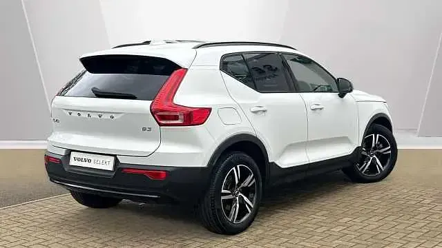 Usado Volvo XC40 Plus 161 HP (118 kW) 2024 SUV
