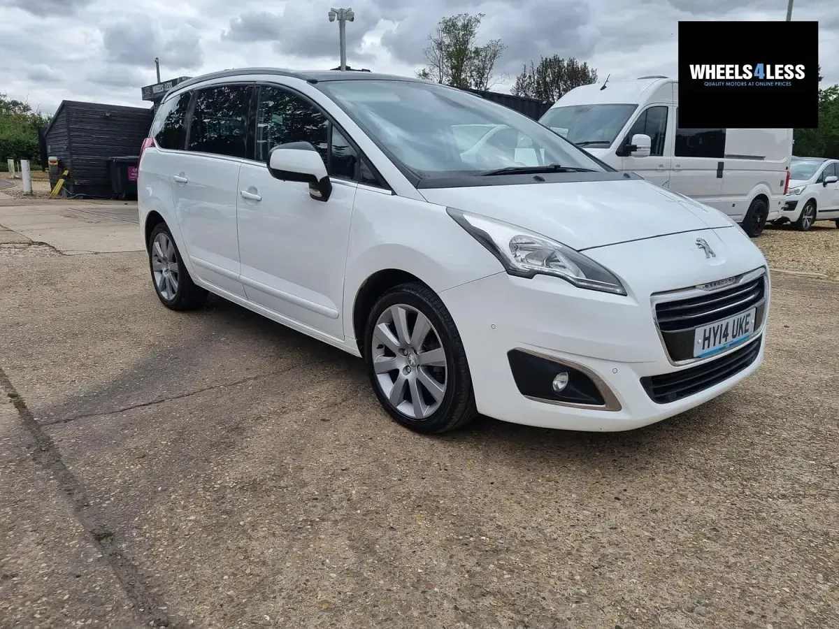 Used Peugeot 5008 Allure 115 HP (84 kW) 2014 White MPV