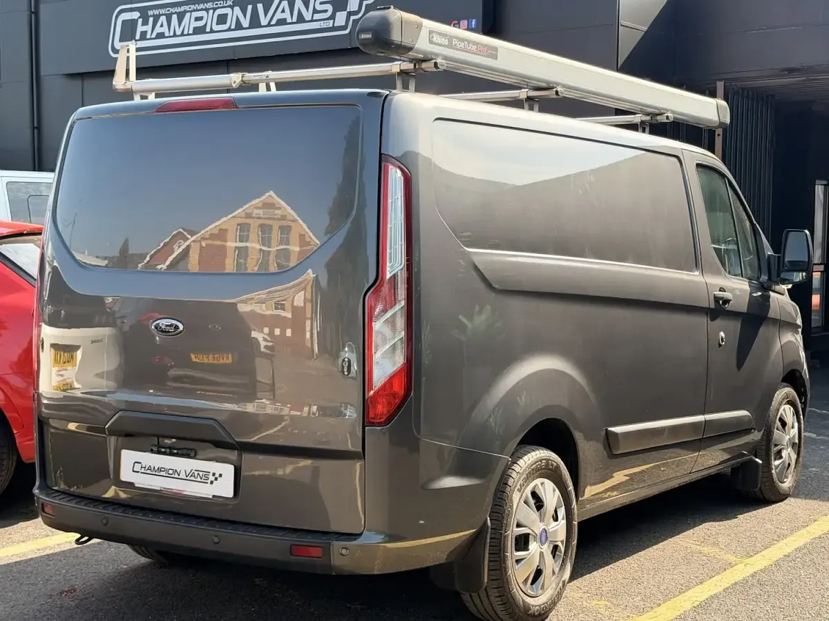 Used Ford Transit Custom Trend 130 HP (95 kW) 2022 Grey Van
