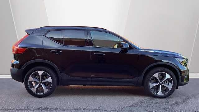 New Volvo XC40 Plus 161 HP (118 kW) 2026 SUV