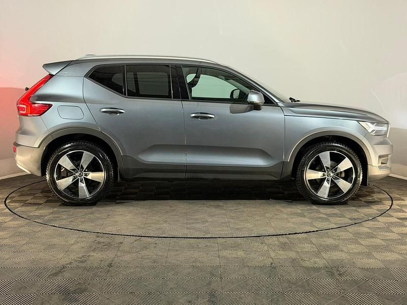 Used Volvo XC40 Momentum 150 HP (110 kW) 2018 Grey SUV