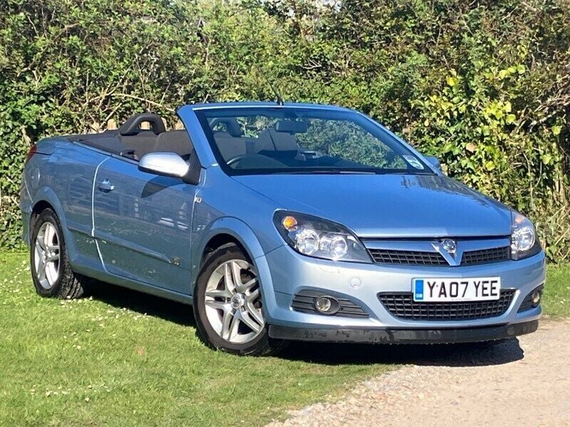 Blue Used 2007 Vauxhall Astra Cabriolet Sport Cabriolet | £1,699 (Fair price) - Image 1/4