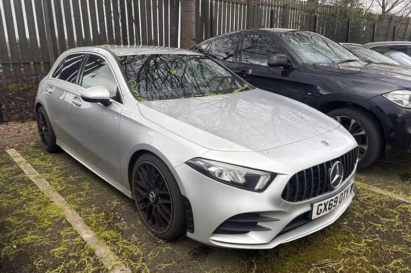 Used Mercedes A180 AMG line 136 HP (100 kW) 2019 Silver Hatchback