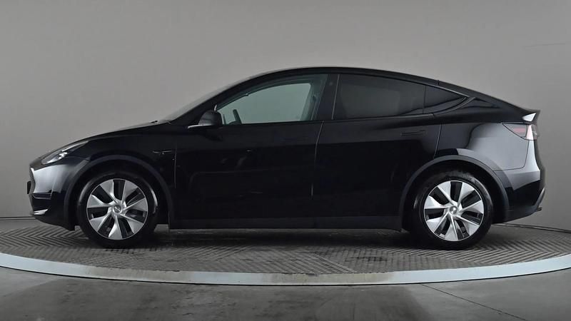 Used Tesla Model Y Long Range AWD 282 kW (384 HP) 2022 Black SUV