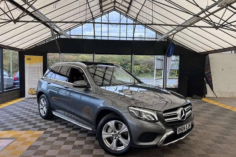 Used 2018 Mercedes GLC220 Premium | £17,795 (Good price) - Image 1/1