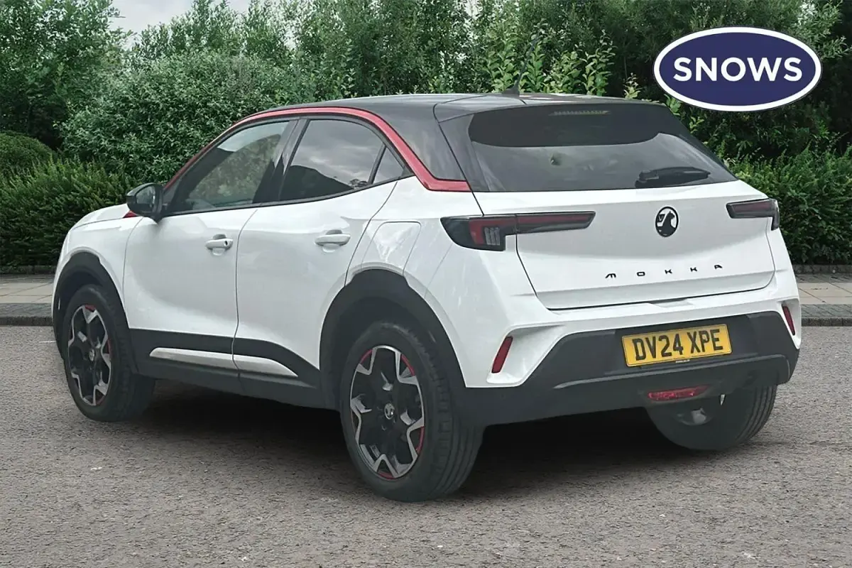Used Vauxhall Mokka S 100 HP (73 kW) 2024 White SUV