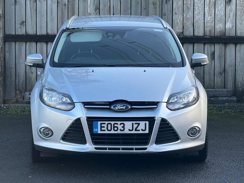 Used Ford Focus Titanium 125 HP (91 kW) 2013 Silver Estate