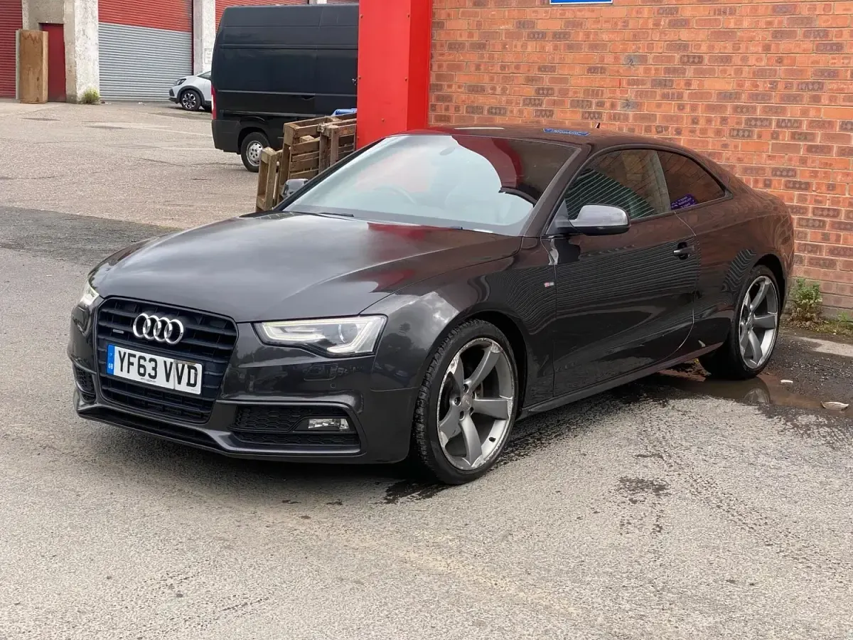 Used Audi A5 Black Edition 177 HP (130 kW) 2014 Grey Coupe