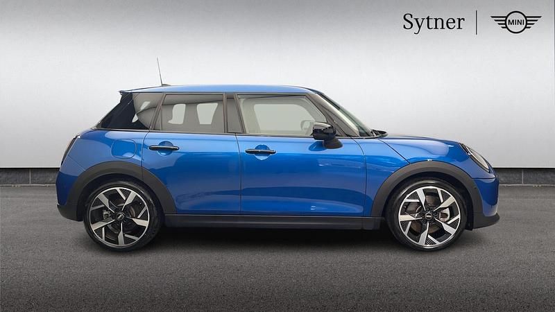 Used Mini Cooper S Hatch 201 HP (147 kW) 2024 Blue Hatchback