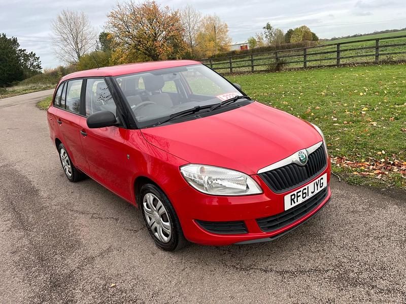 Red Used 2012 Skoda Fabia Estate | £1,990 (Fair price) - Image 1/4