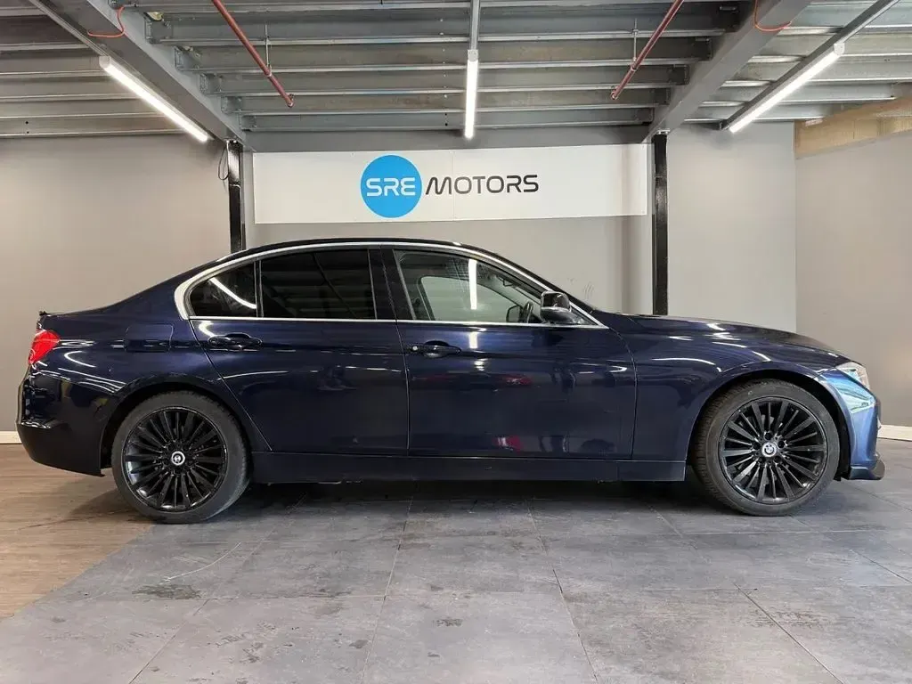 Used BMW 320 Luxury Line 184 HP (135 kW) 2012 Blue Sedan