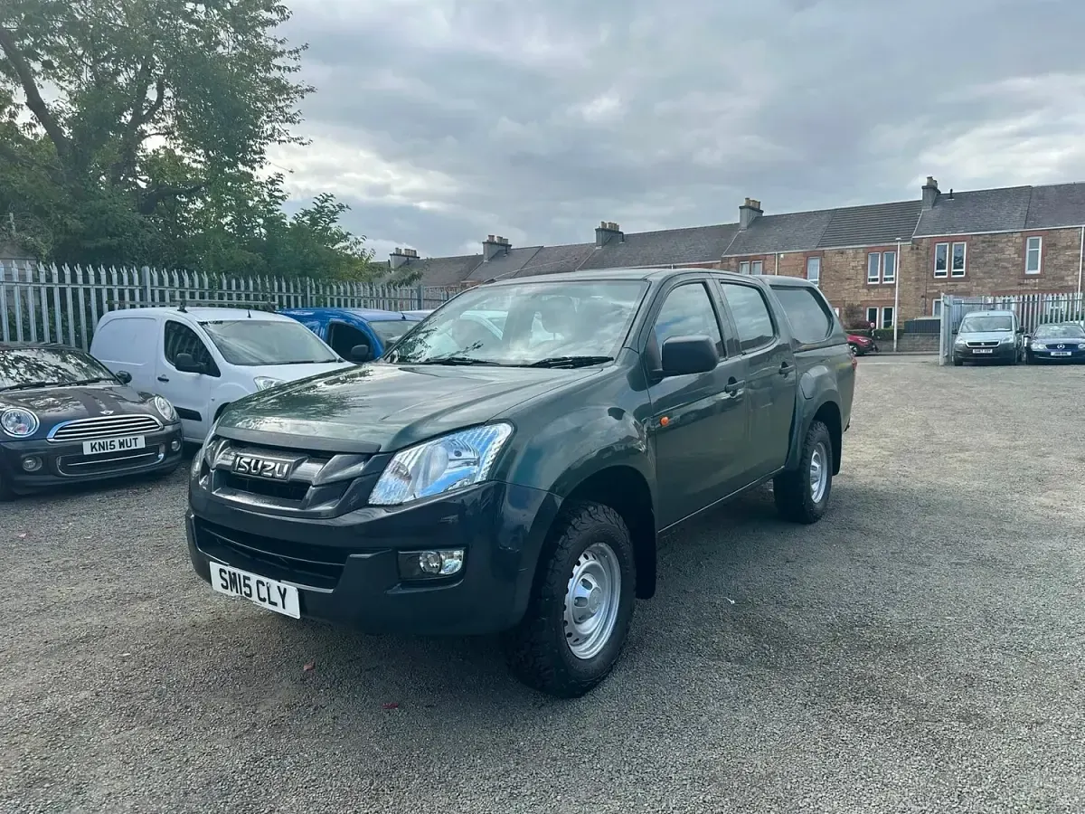 Used Isuzu D-Max 2015 Green Pickup