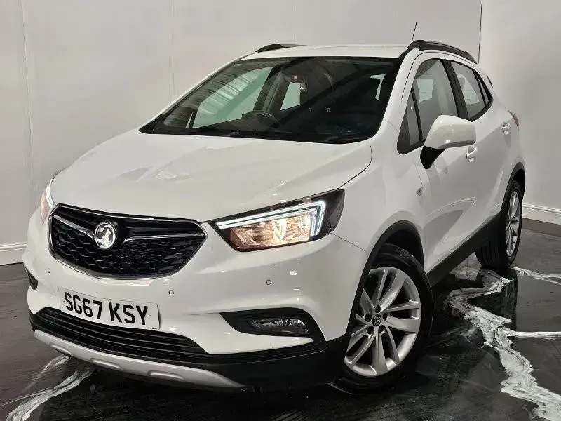Used Vauxhall Mokka X Design Edition 140 HP (102 kW) 2017 White SUV