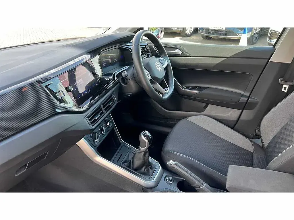 Used VW Polo Life 95 HP (69 kW) 2023 Ascot grey Hatchback