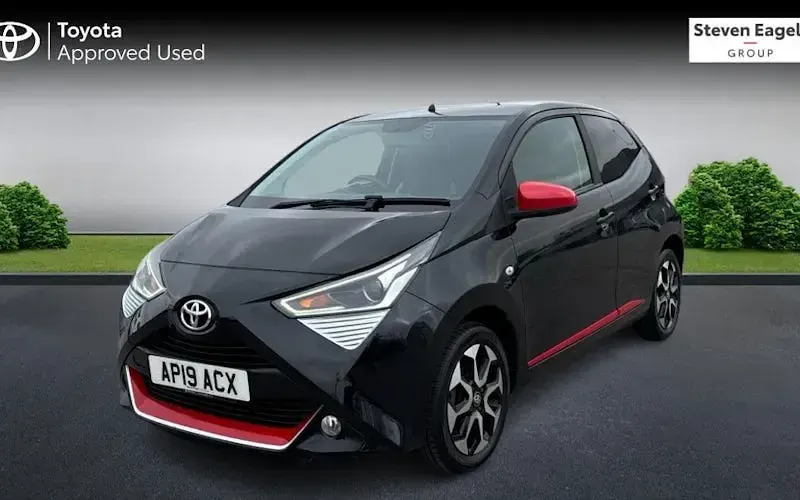 Used Toyota Aygo Trend 72 HP (52 kW) 2019 Black Hatchback