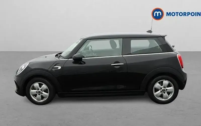 Used Mini ONE Hatch 102 HP (75 kW) 2018 Black Hatchback