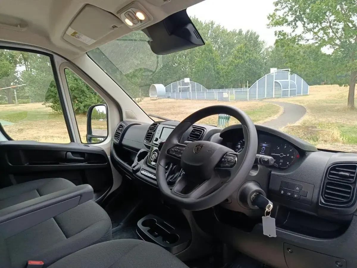 Used Peugeot Boxer S 138 HP (101 kW) 2025 White Van