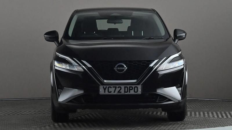 Used Nissan Qashqai Acenta Premium 140 HP (102 kW) 2022 Black SUV