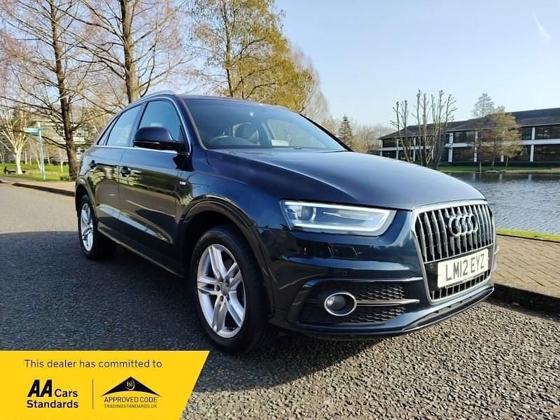 Begagnad Audi Q3 S-Line 140 HK (102 kW) 2012 Blå SUV
