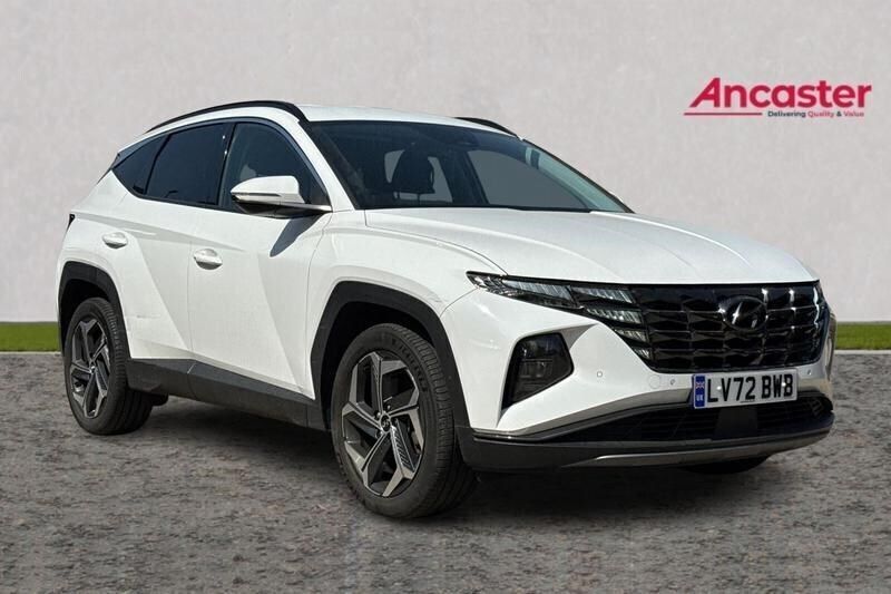 White Used 2022 Hyundai Tucson Premium SUV | £23,499 (Fair price) - Image 1/4