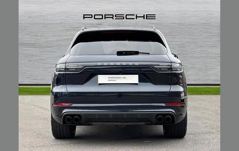 Used Porsche Cayenne Platinum Edition 456 HP (335 kW) 2022 Blue SUV