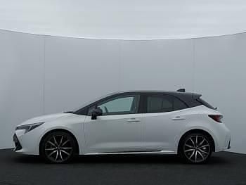 Used Toyota Corolla Sport 140 HP (102 kW) 2023 White Hatchback