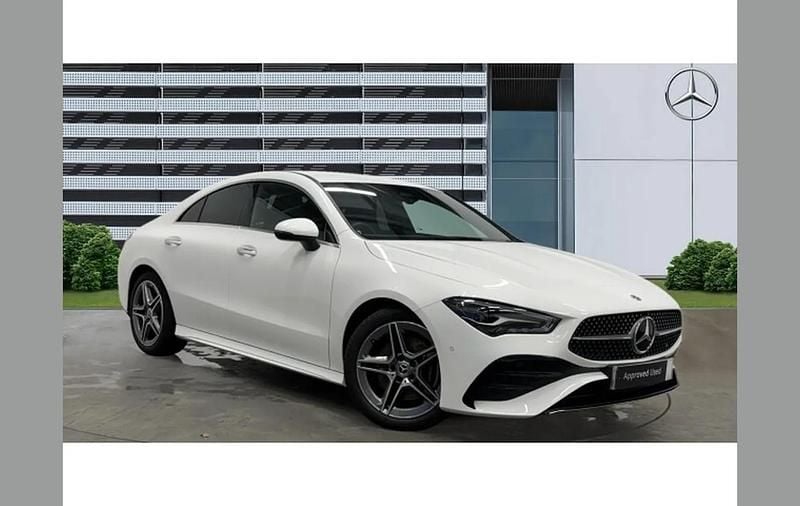 Usado Mercedes CLA220 Executive 190 HP (139 kW) 2025 Sedan