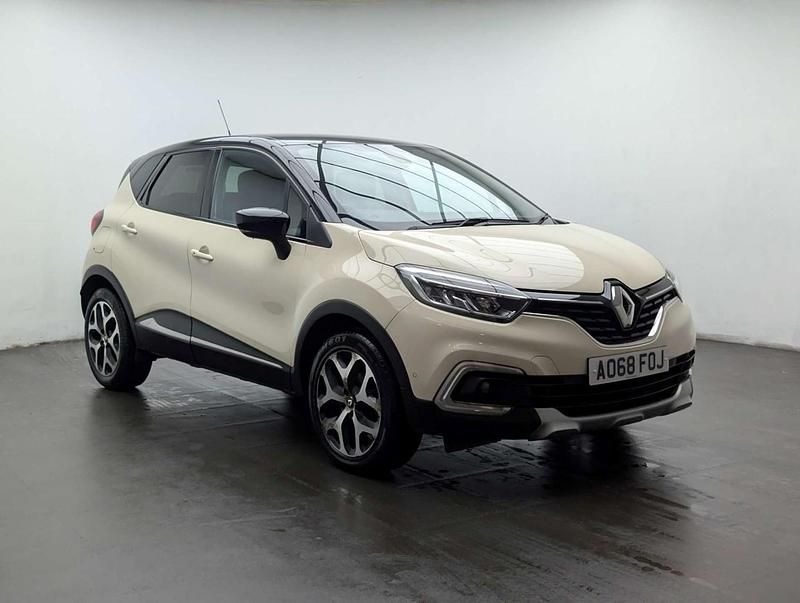 Used Renault Captur GT-Line 90 HP (66 kW) 2018 Cream/black SUV