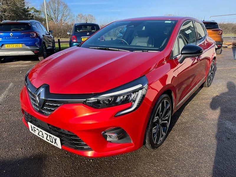 Usado Renault Clio V Techno 2023 Vermelho Citadino