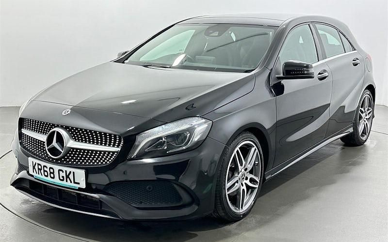 Used Mercedes A200 AMG Line Premium Plus 136 HP (100 kW) 2018 Black Hatchback