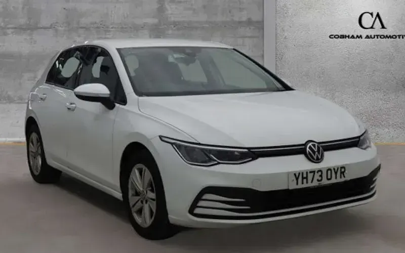 Used VW Golf VIII Life 131 HP (96 kW) 2023 Hatchback