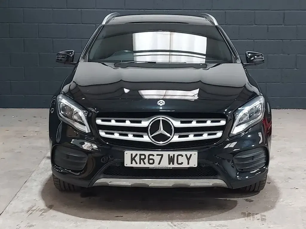 Used Mercedes GLA220 AMG line 177 HP (130 kW) 2017 Black SUV