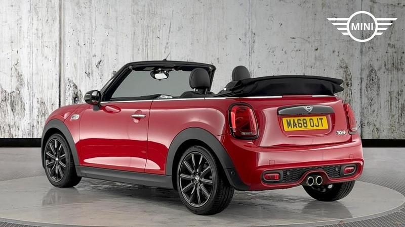 Used Mini Cooper S 189 HP (139 kW) 2018 Red Hatchback