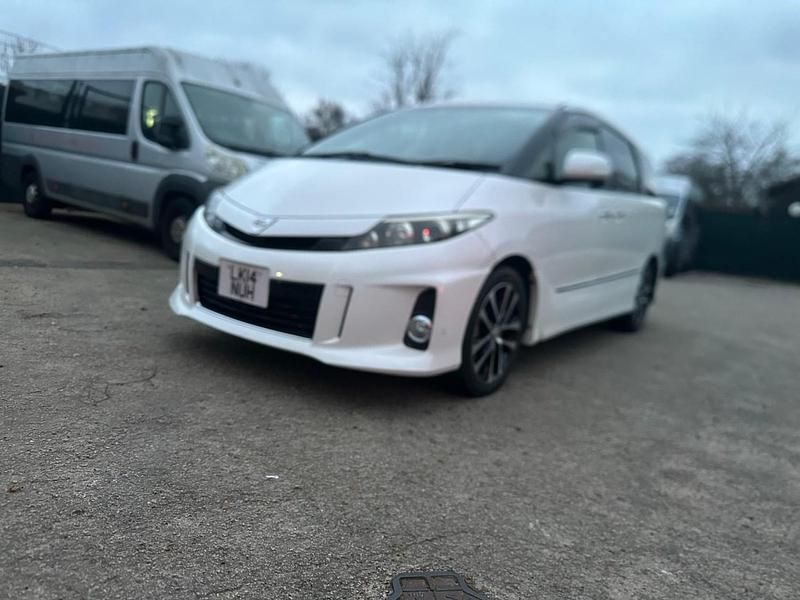 Used Toyota Estima 2014 White MPV